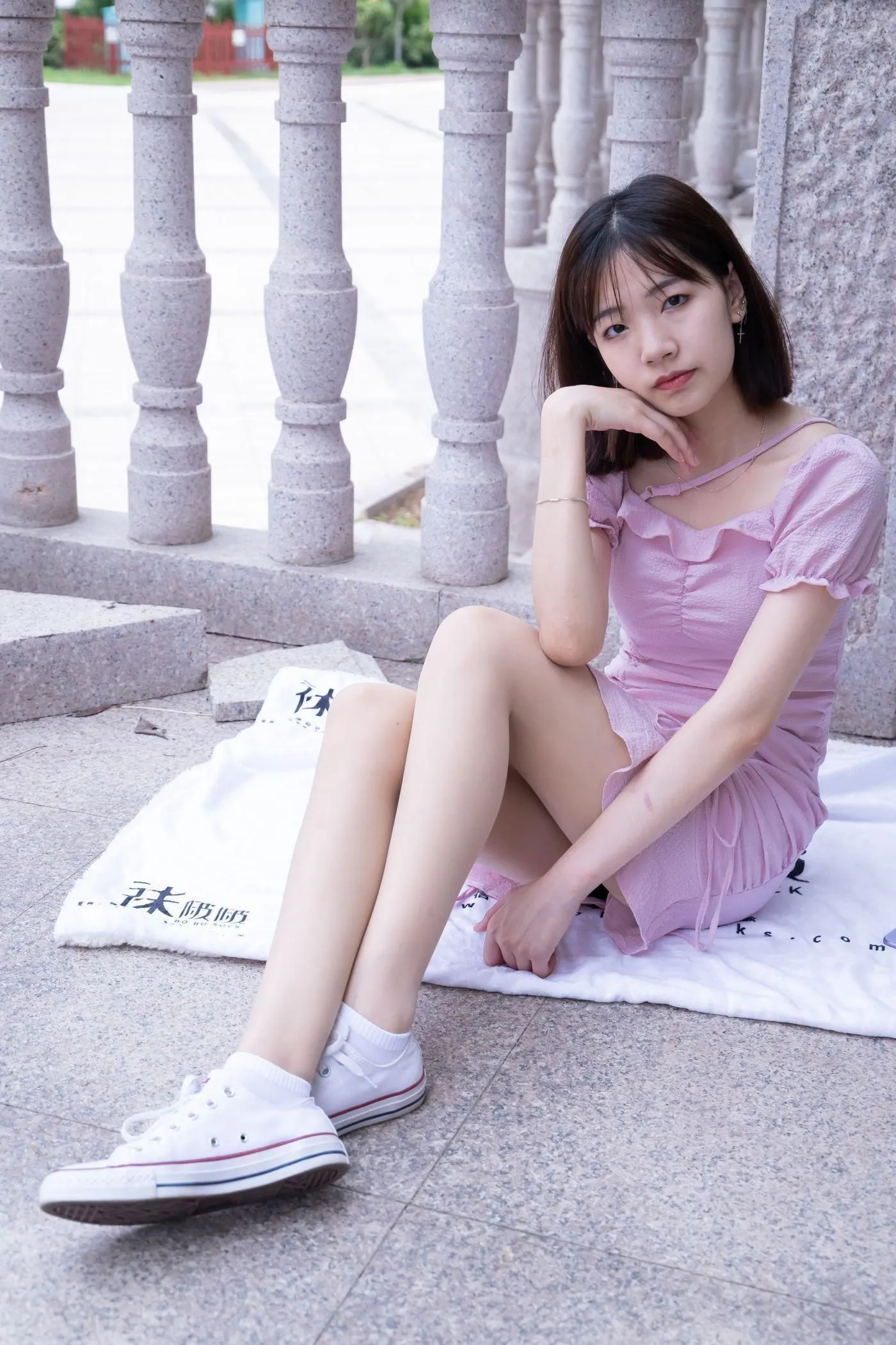 [BoBoSocks袜啵啵]NO.001 小甜豆-帆布鞋、白棉袜、肉丝 [138P]插图7